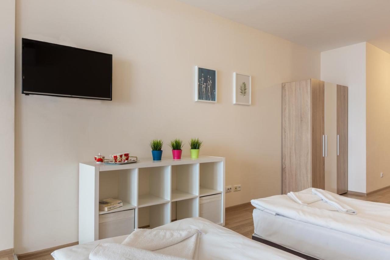 בורגאס Apartments Flora מראה חיצוני תמונה