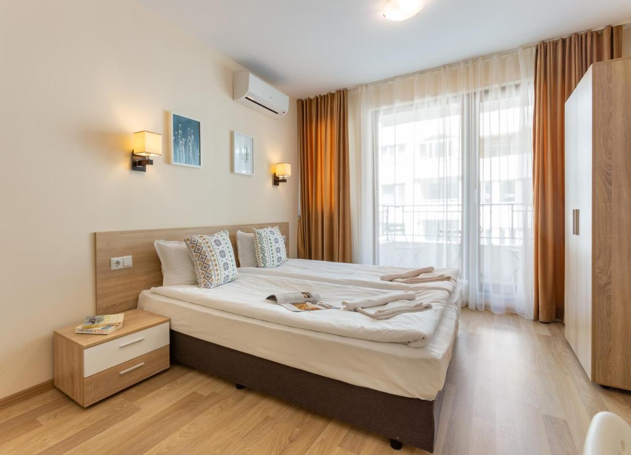 בורגאס Apartments Flora מראה חיצוני תמונה