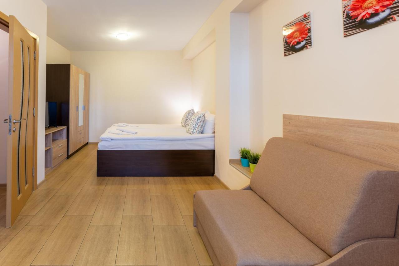 בורגאס Apartments Flora מראה חיצוני תמונה
