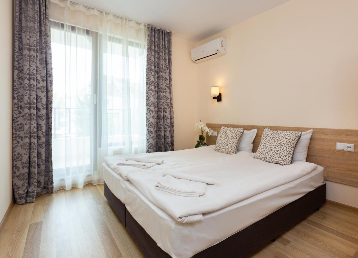 בורגאס Apartments Flora מראה חיצוני תמונה